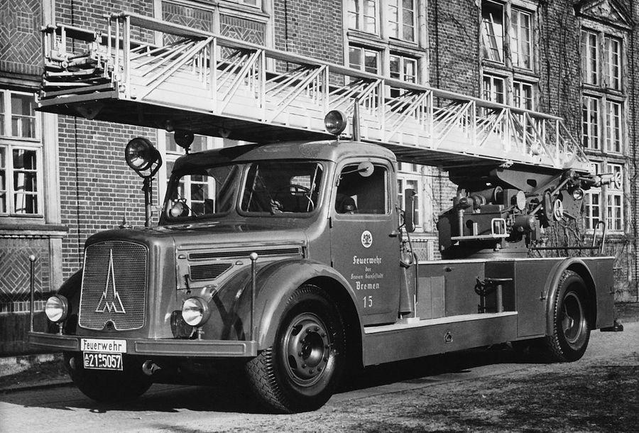  Magirus GFL 145 Drehleiter Magirus GDL 1943 года  (фото 1 из 1)